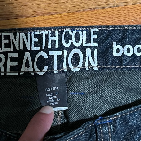 Kenneth Cole Reaction Bootcut Dark Wash Jeans Size 32 x 32 - Picture 7 of 8
